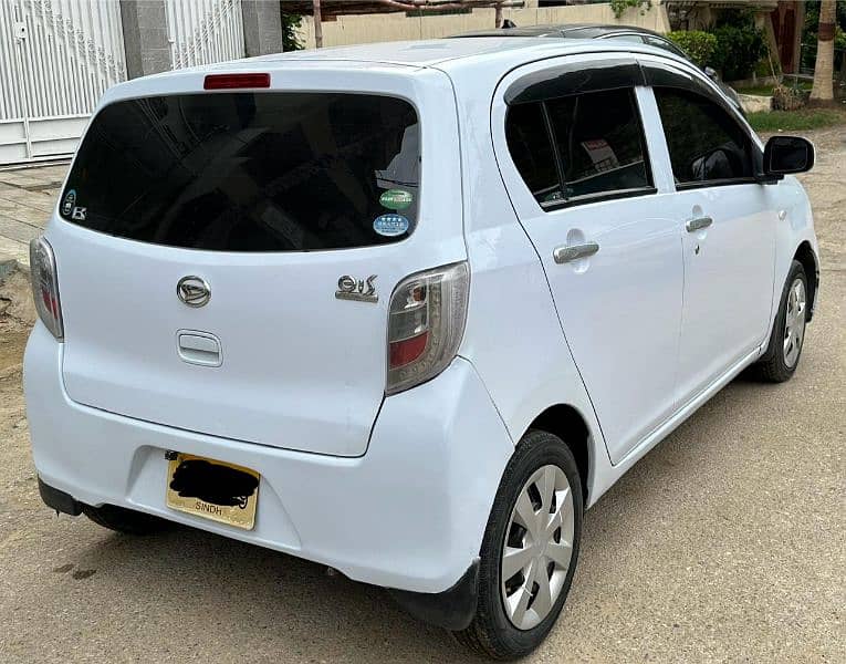 Daihatsu Mira 2015 5