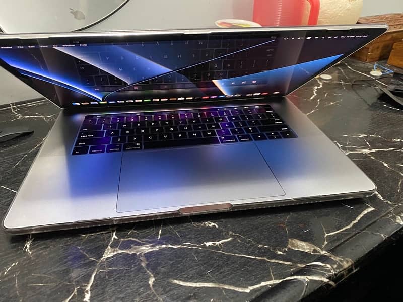 MacBook Pro 2017 (15-inch) 9