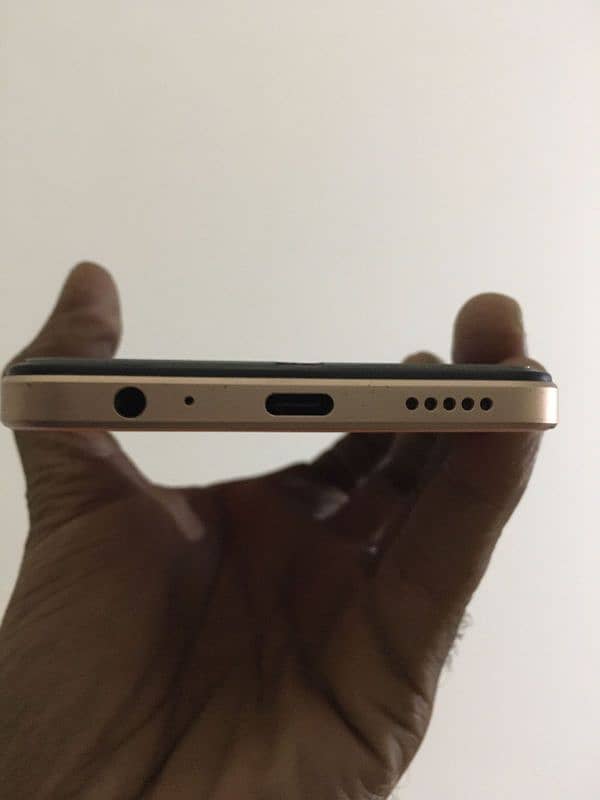 Vivo y 17s 4+4/128 condition 10by10 1