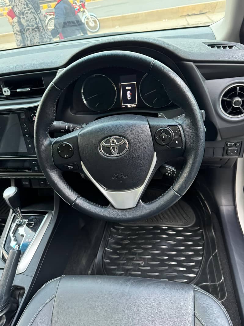 Toyota Altis Grande 2021 11