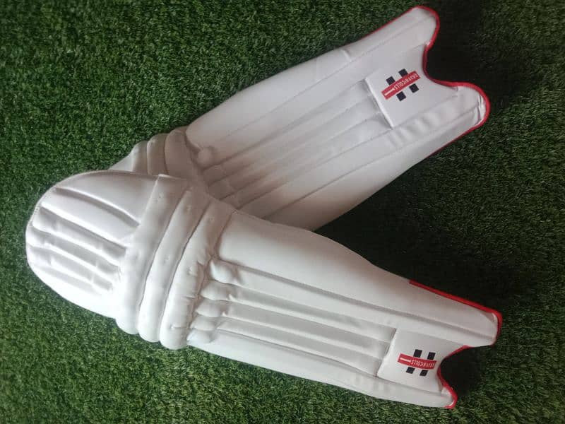 all cricket equipment avail 7