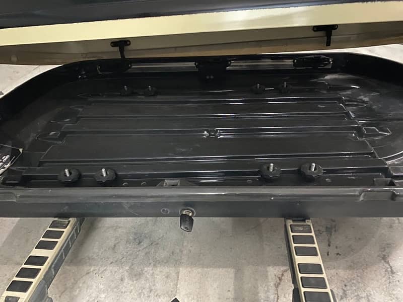 Roof Box for SUV 7