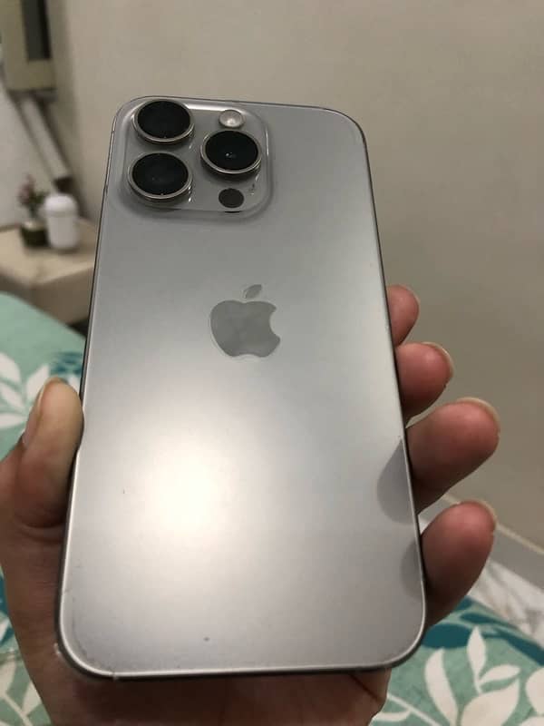 iPhone 15 Pro jv non pta 1