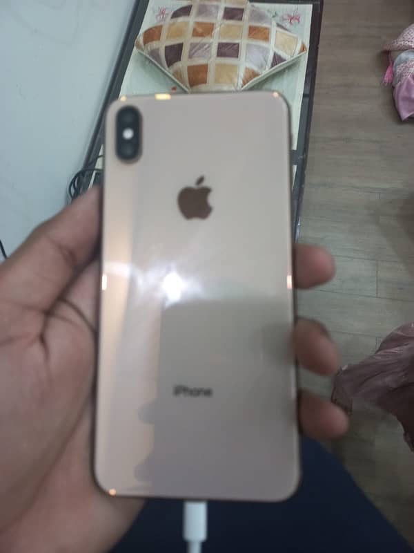 Iphone xs max 256gb non pta 10/10 orignal battery 4