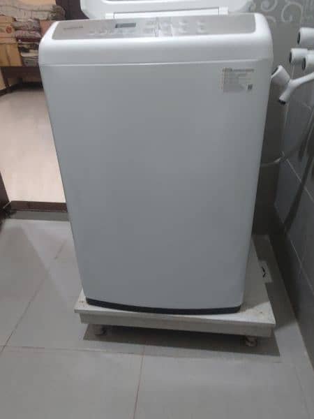 Samsung washing machine 10/10 only 1monthused 8