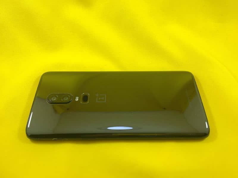 OnePlus 6  (8gb Ram/128 gb Rom) 9