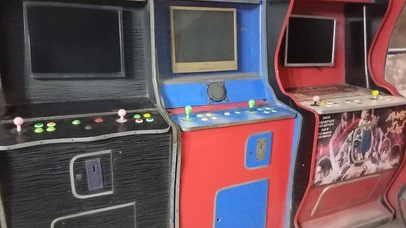 Snooker club, handball and token games for sale 5