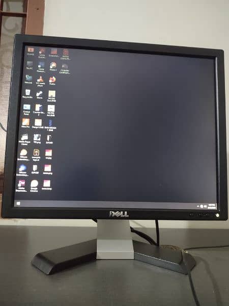 Dell lcd 17 inch for sale 1