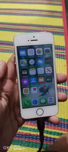 I phone 5s pta approved 64gb 0322,7573476 Whatsapp