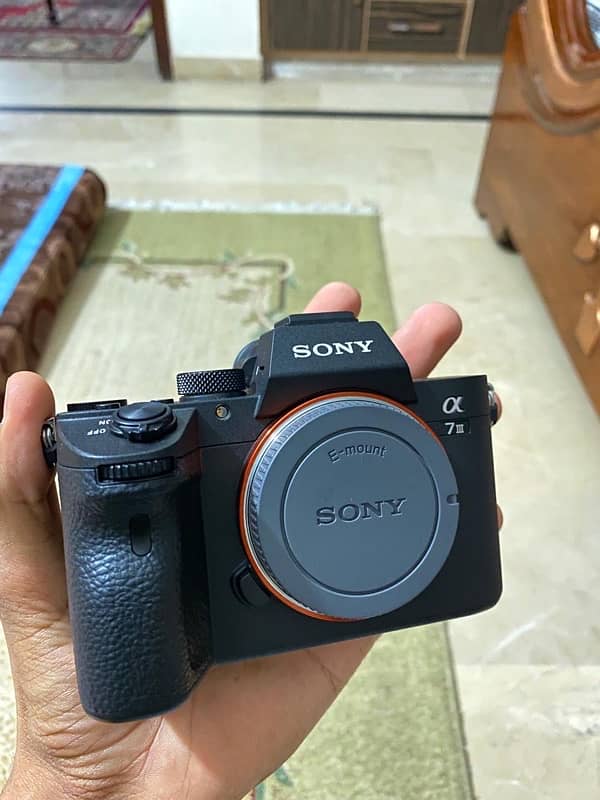 Sony A7iii, Complete Box & Packed Accessories. 1