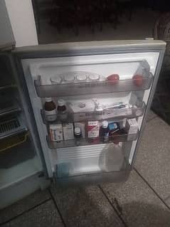 10/10 Dawlance refrigerator