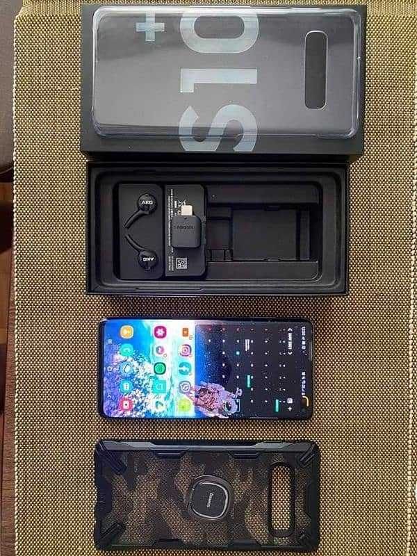 Samsung Galaxy S10 Plus 8 gb ram 128 gb memory 03104007514 1