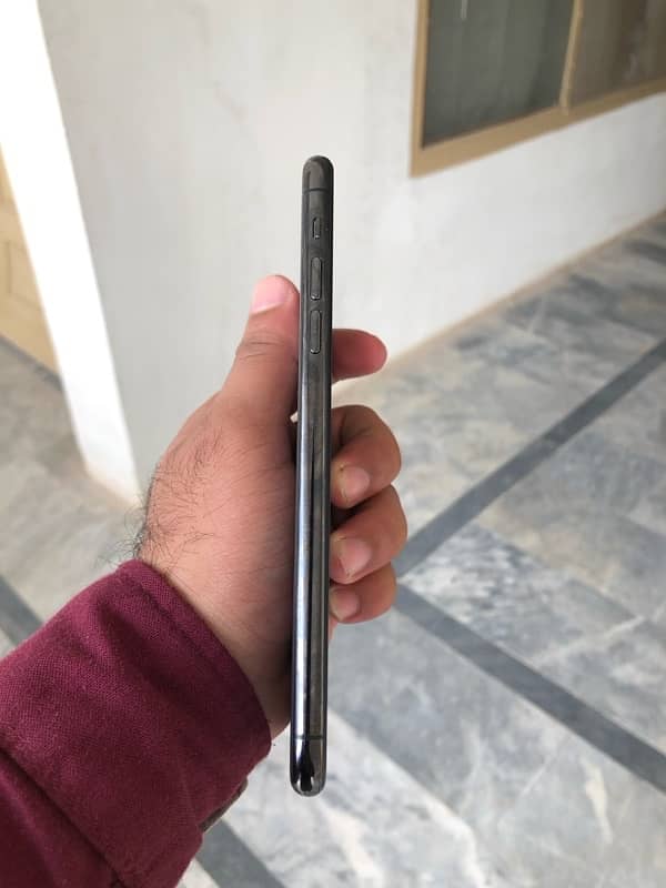 Iphone 11 pro max 64 GB JV 5