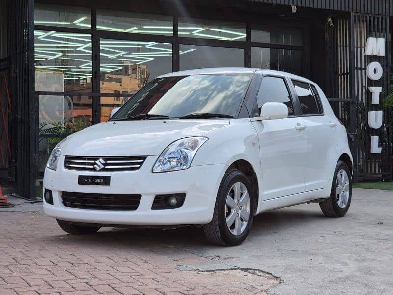 Suzuki Swift 2021 Automatic Up For Sale 0