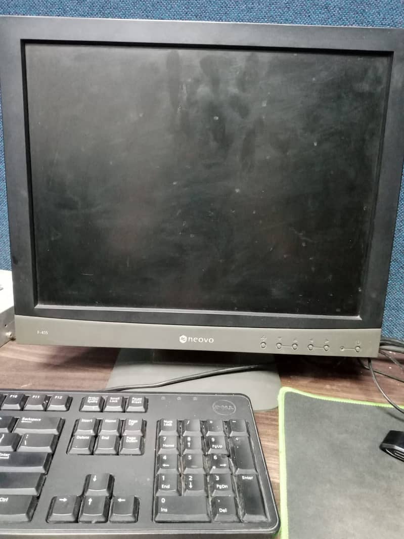 15-inch TFT Flat Panel LCD 4