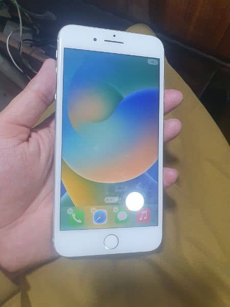 apple iPhone 8 plus pta approved 2days check warranty 6