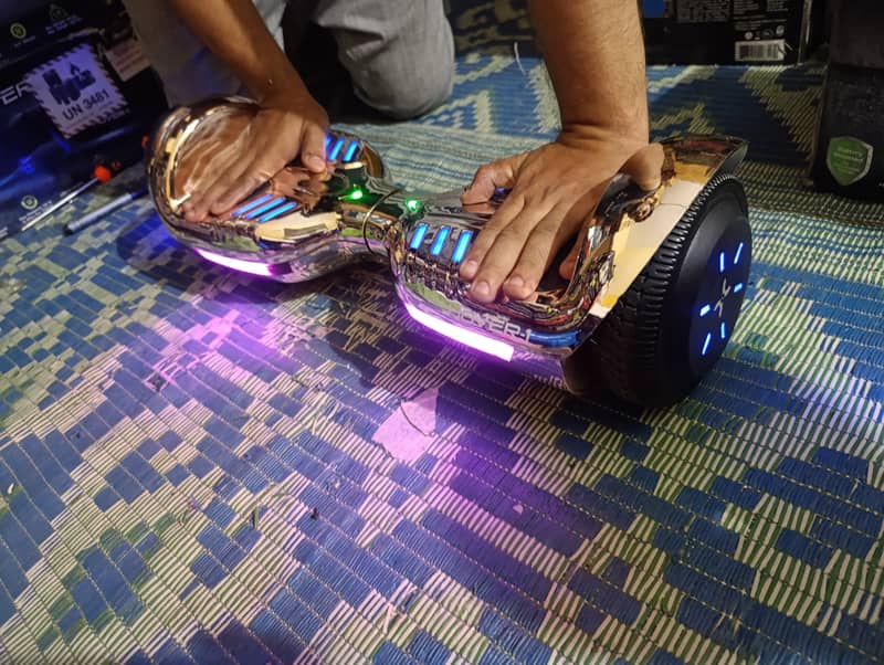 HoverBoard/SmartBalanceWheels/ElectricScooter/AutoBalanceWheels 16