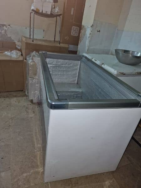 Commercial freezer 2