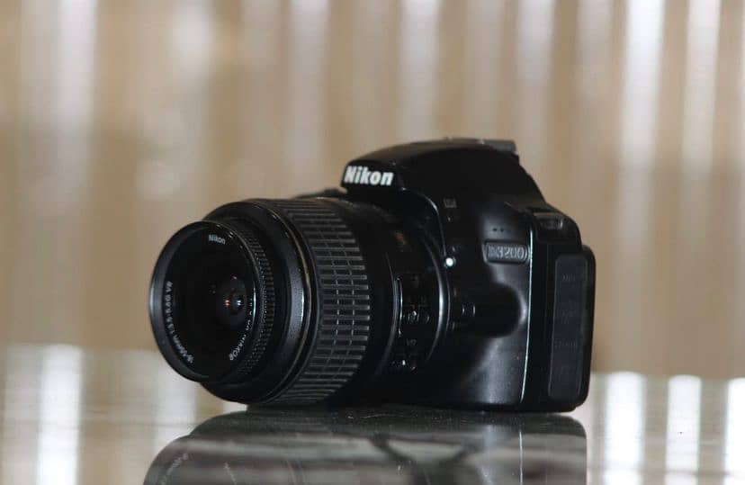 Nikon d3200 with 18-55mm lens 2