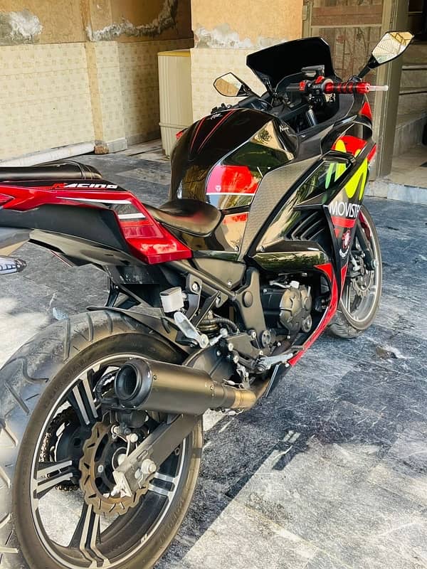 yamaha ninja  250 cc 6