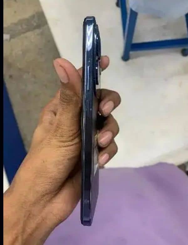 Adult boss 256 gb Infinix hot 40 30000 3