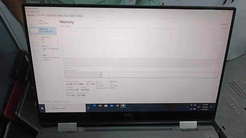 Dell XPS 15 9575 : Core i7 8th Gen : 16/256: 4GB Radeon :Touch 360°/4k 7