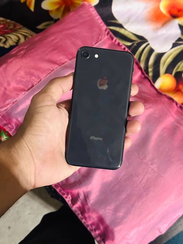 iphone 8 jv non pta 10/10 health 77 waterpack 2