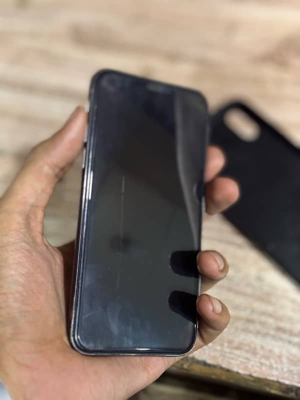 iphone x 64 gb pta approved white color 2