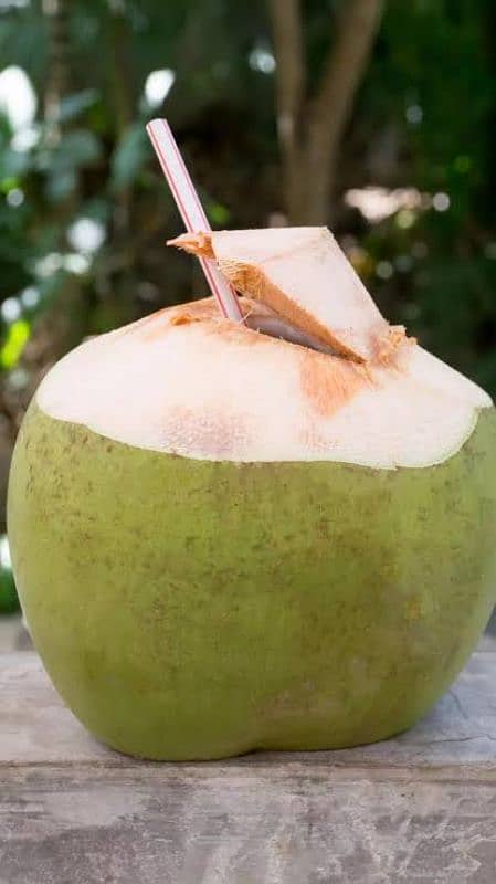 Coconut Water ( Green } Naryal water many health benefits 2