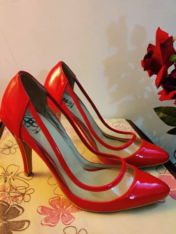 Size 39 Heels brand Almas 2500 each 8