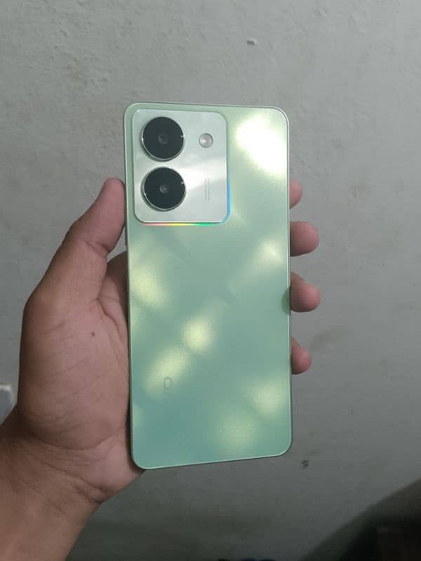 Vivo Y27 s 6