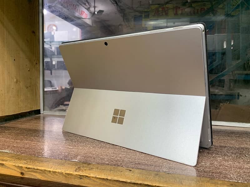 Microsoft Surface Pro 7 - Core i5 10th Gen - 16gb ram 256gb ssd 0