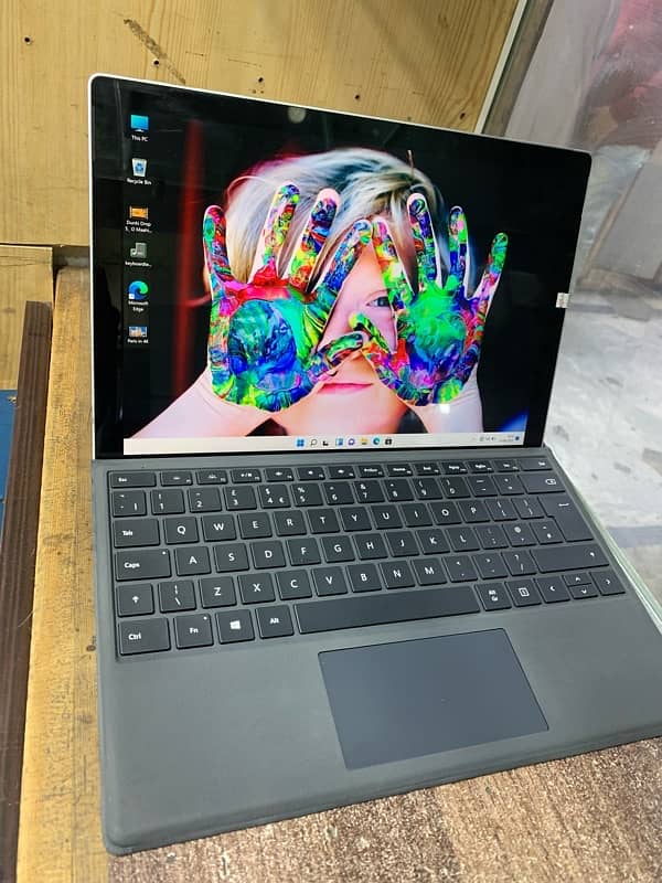 Microsoft Surface Pro 7 - Core i5 10th Gen - 16gb ram 256gb ssd 3