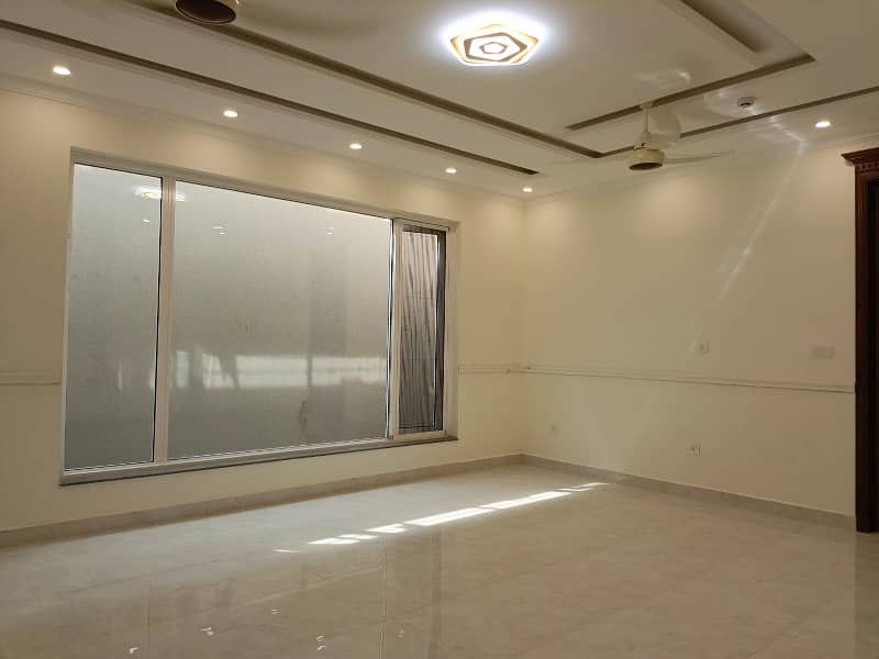 *For Rent: Upper Portion in DHA Phase 7* 6