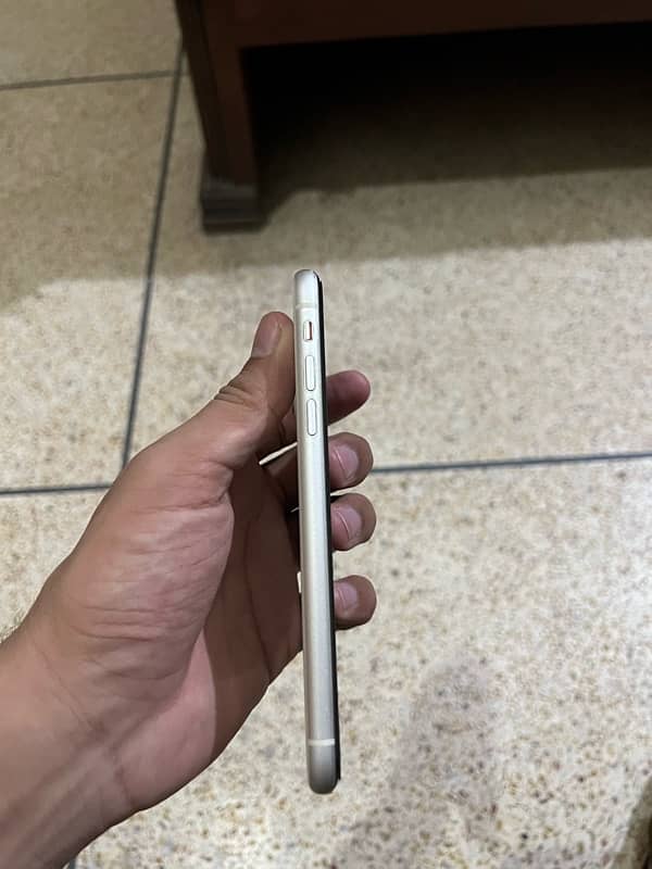 Iphone 11 64gb non pta Jv simtime available 4