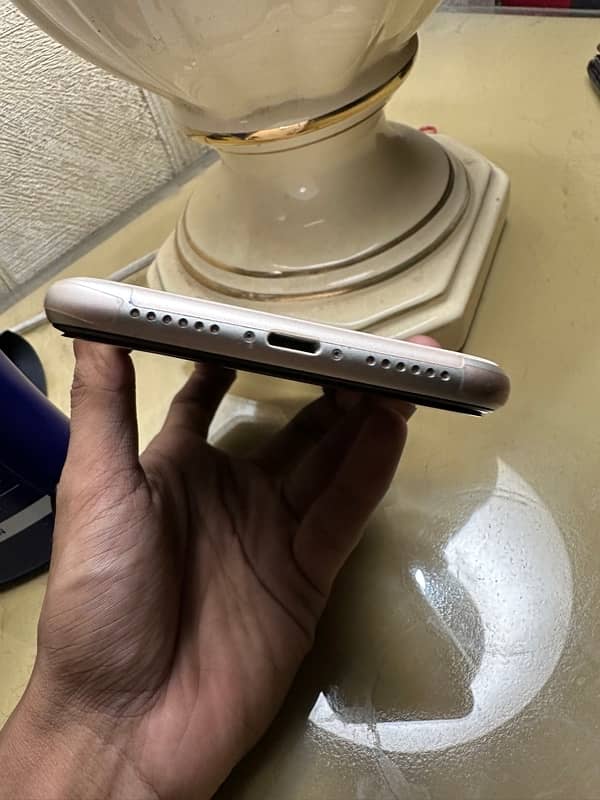 PTA IPHONE 11 5