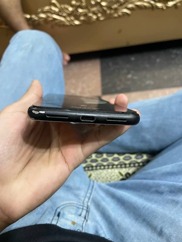 pixel 4XL Back Breaked 4