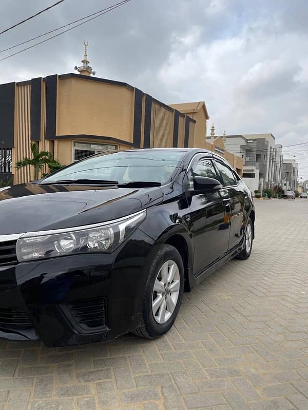 Toyota Corolla Altis 2015 1