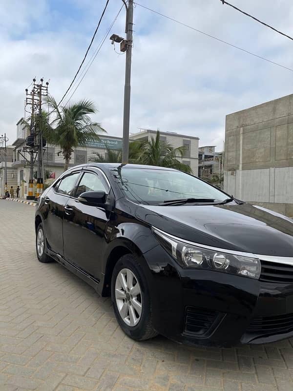 Toyota Corolla Altis 2015 3