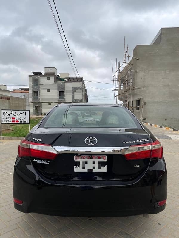 Toyota Corolla Altis 2015 12