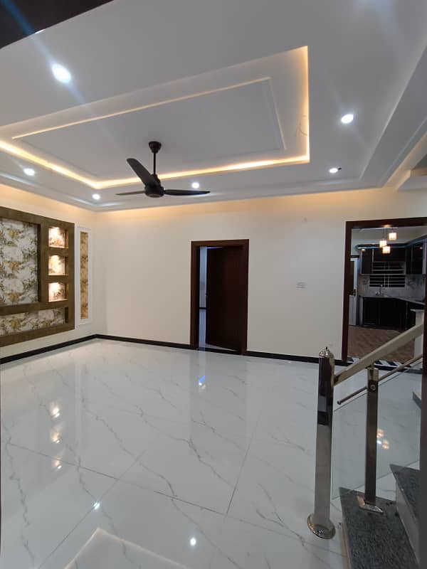 5 Marla (272) New Beautiful House For Sale Rizwan Colony Link Capital Road Sialkot 5