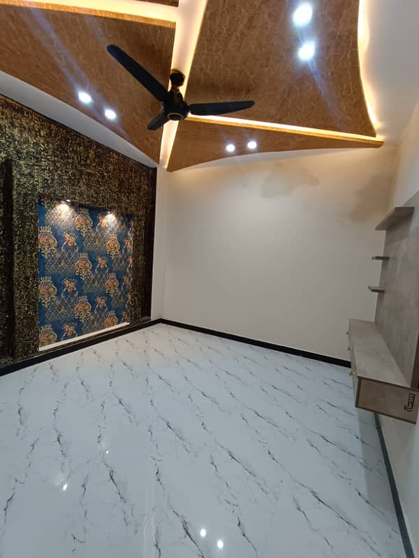 5 Marla (272) New Beautiful House For Sale Rizwan Colony Link Capital Road Sialkot 8