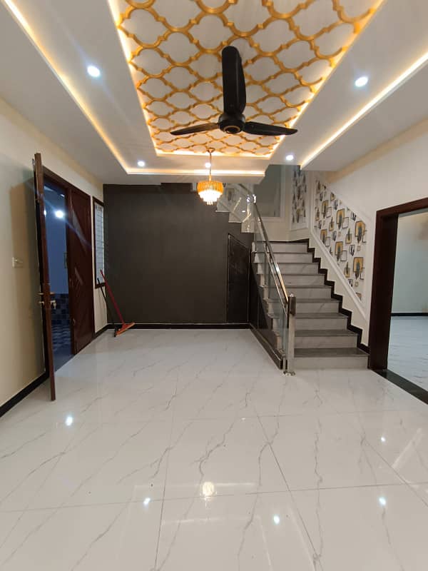 5 Marla (272) New Beautiful House For Sale Rizwan Colony Link Capital Road Sialkot 11