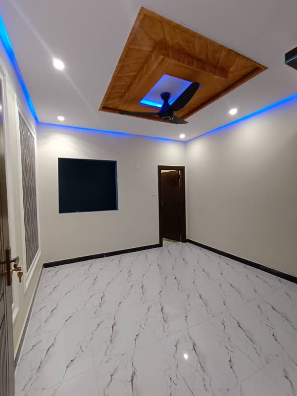 5 Marla (272) New Beautiful House For Sale Rizwan Colony Link Capital Road Sialkot 21