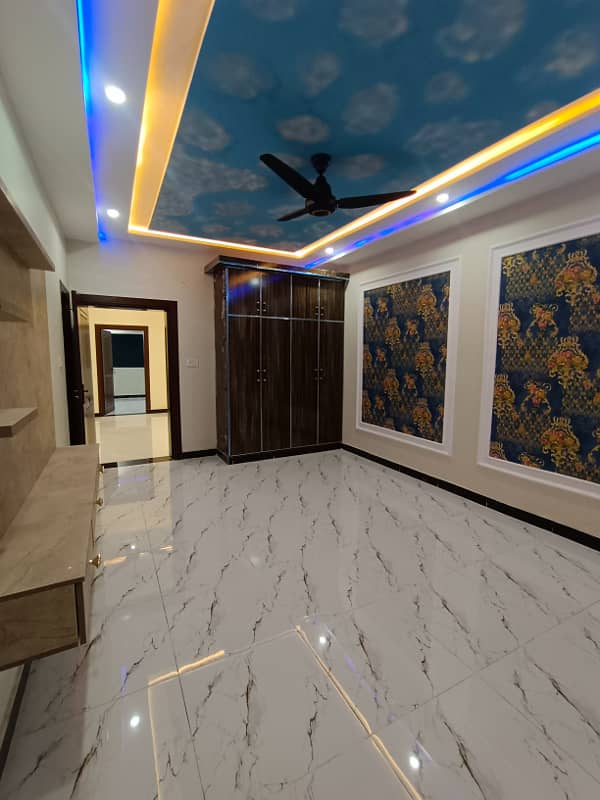 5 Marla (272) New Beautiful House For Sale Rizwan Colony Link Capital Road Sialkot 32