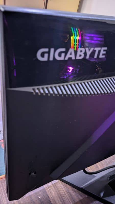 Gigabyte G24F 165hz 2