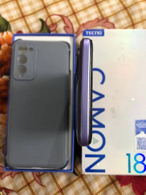 CAMON 18T  4/128 3