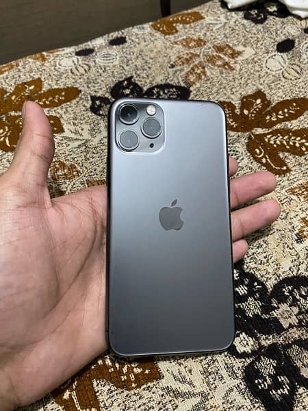 I phone 11 pro 256gb pta approved 4