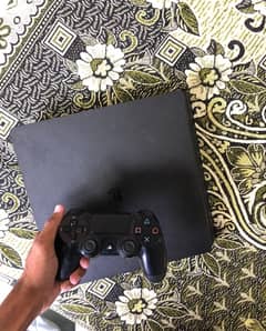 ps 4 slim