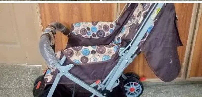 lightweight travelling pram stroller 1